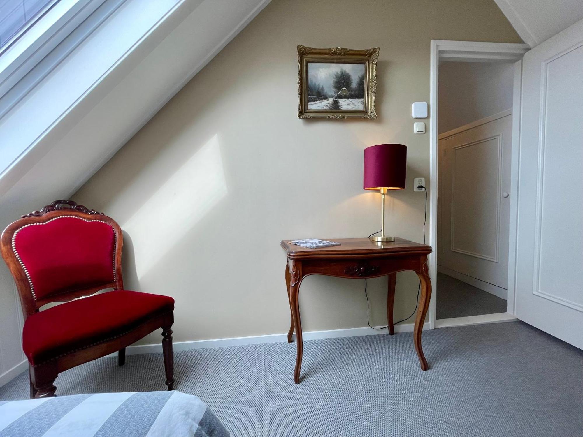 Herberg Het Rechthuis Rinsumageest Zimmer foto